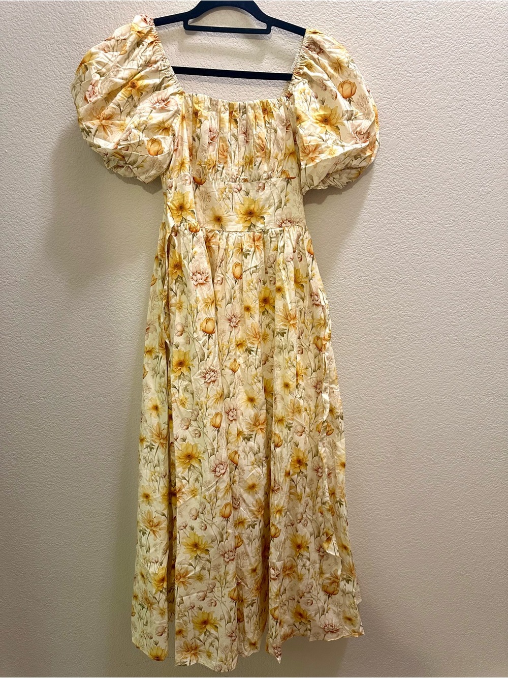 Floral Puff-Sleeve Midi Dress in Yellow Cream